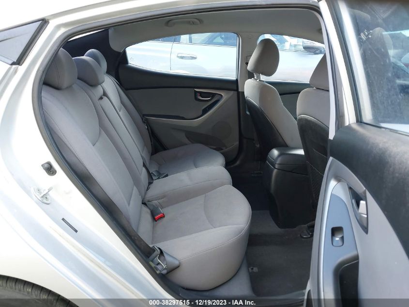 2015 HYUNDAI ELANTRA SE - 5NPDH4AE2FH570167