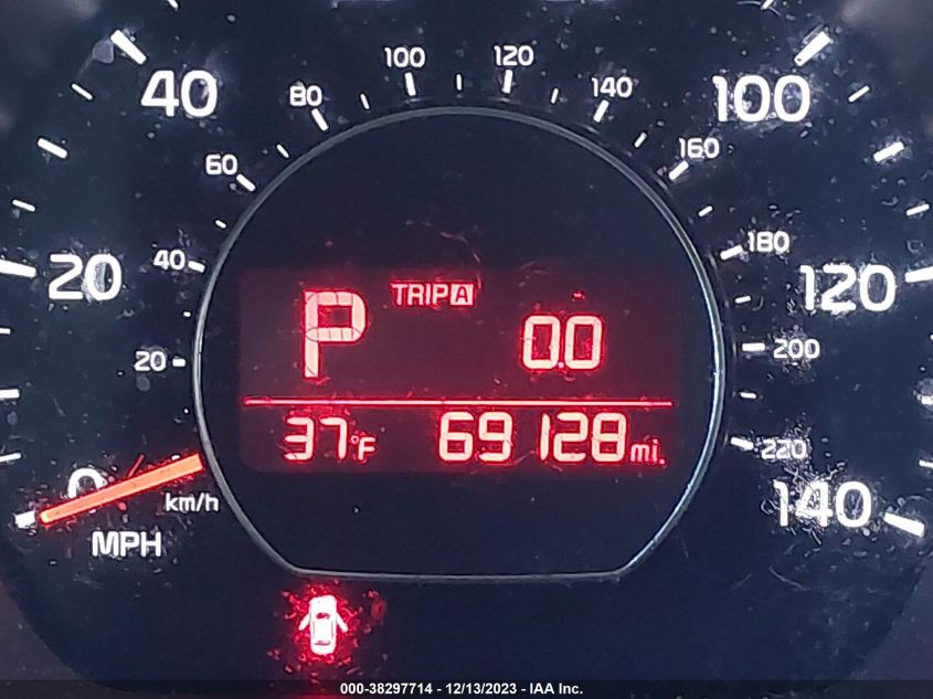 2014 KIA SOUL + - KNDJP3A51E7729392