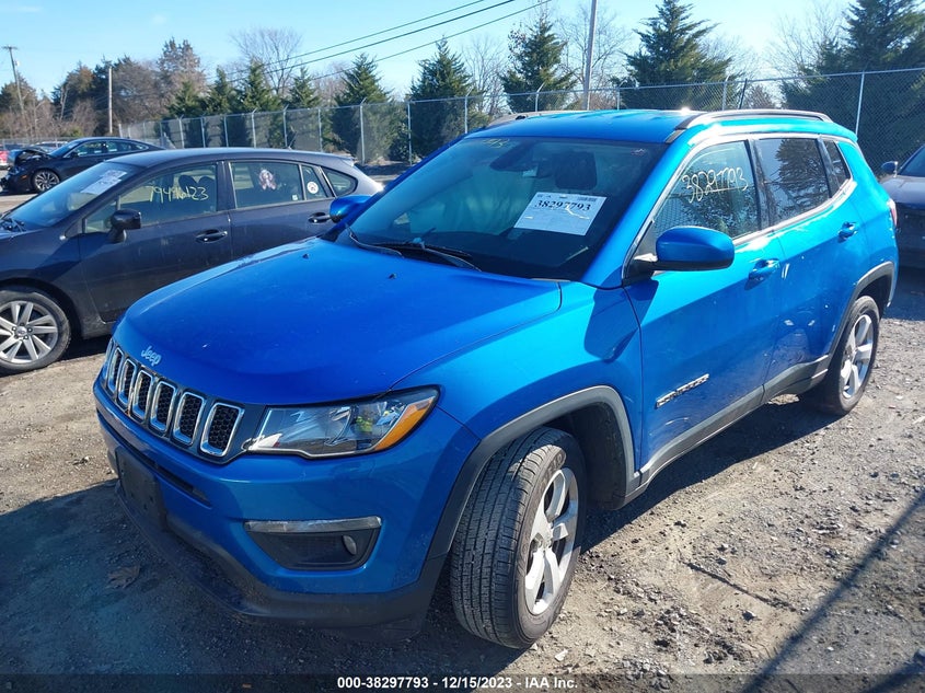 VIN 3C4NJDBB0KT593454 2019 JEEP COMPASS LATITUDE