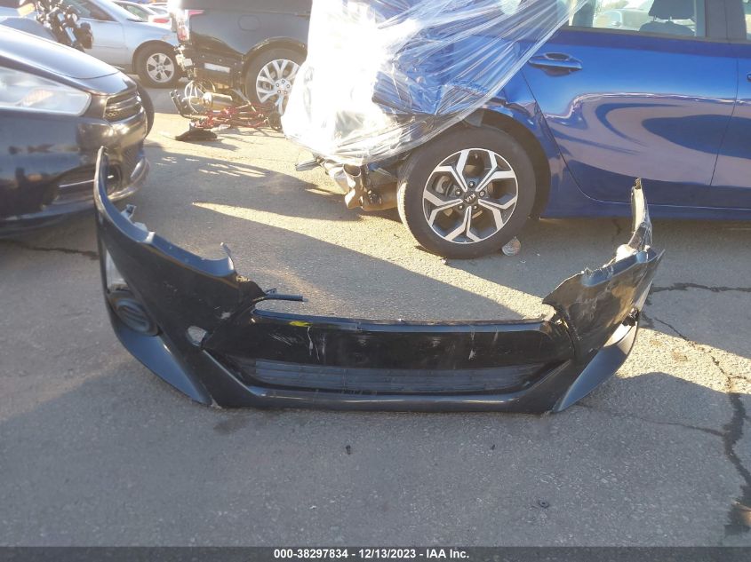 2015 TOYOTA PRIUS C THREE - JTDKDTB32F1582935