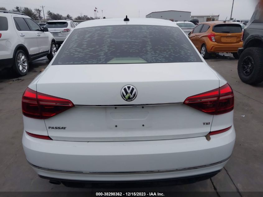 2017 VOLKSWAGEN PASSAT 1.8T R-LINE - 1VWDT7A35HC035599