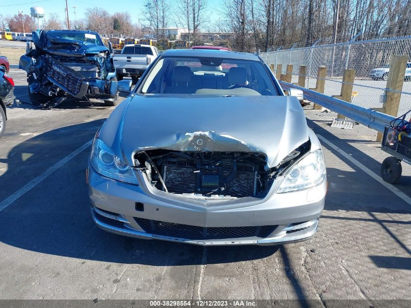 2013 MERCEDES-BENZ S 550 WDDNG7DB3DA519717