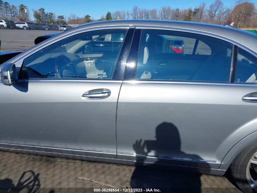 2013 MERCEDES-BENZ S 550 WDDNG7DB3DA519717