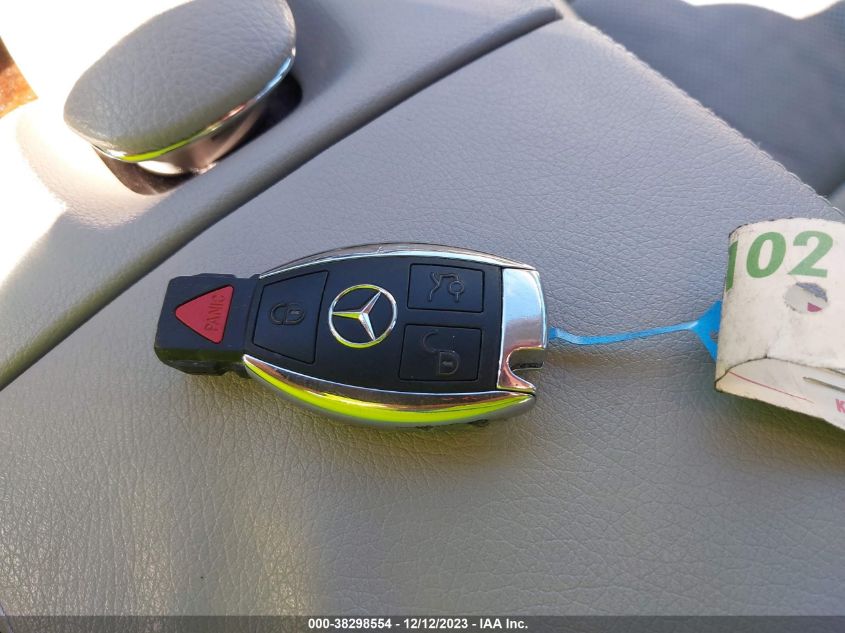 2013 MERCEDES-BENZ S 550 WDDNG7DB3DA519717