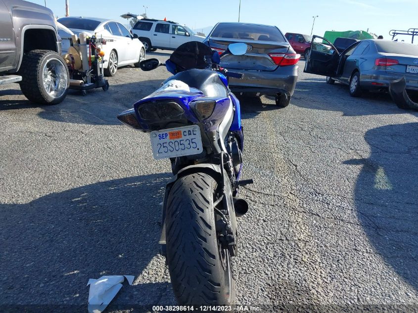 2007 SUZUKI GSX-R750 JS1GR7KA272100029