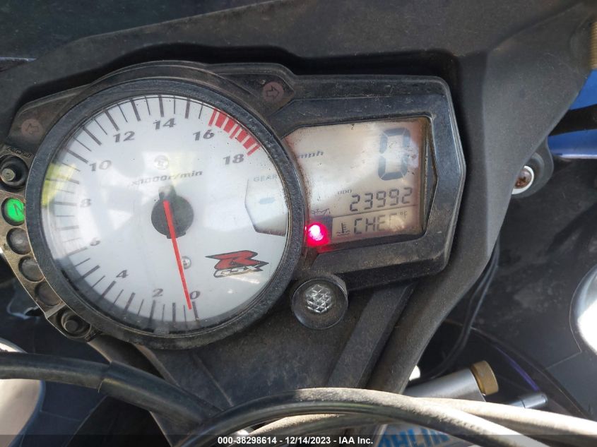 2007 SUZUKI GSX-R750 JS1GR7KA272100029