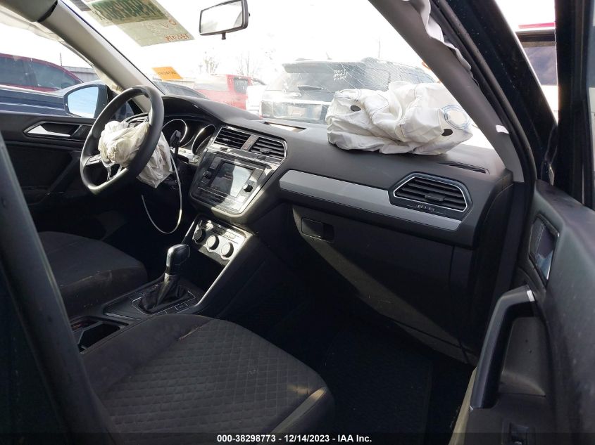 2018 VOLKSWAGEN TIGUAN 2.0T S - 3VV1B7AX5JM019033