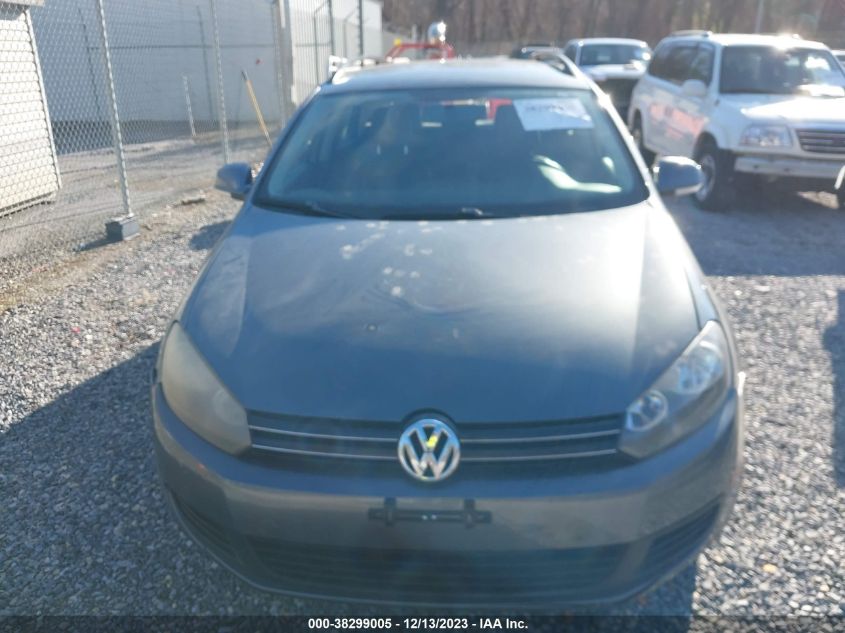 2014 VOLKSWAGEN JETTA SPORTWAGEN 2.5L SE - 3VWPP7AJ7EM606584