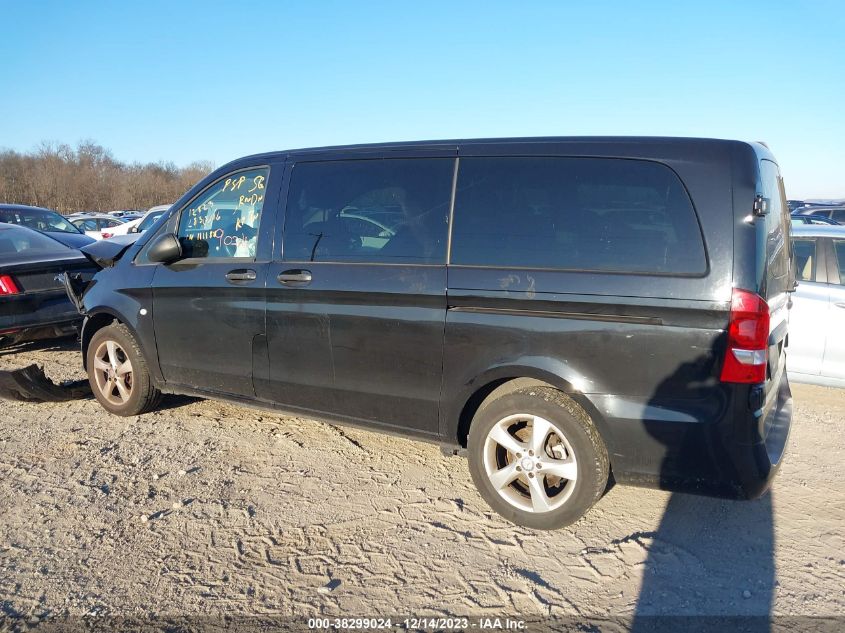 2017 MERCEDES-BENZ METRIS WD4PG2EE1H3235114