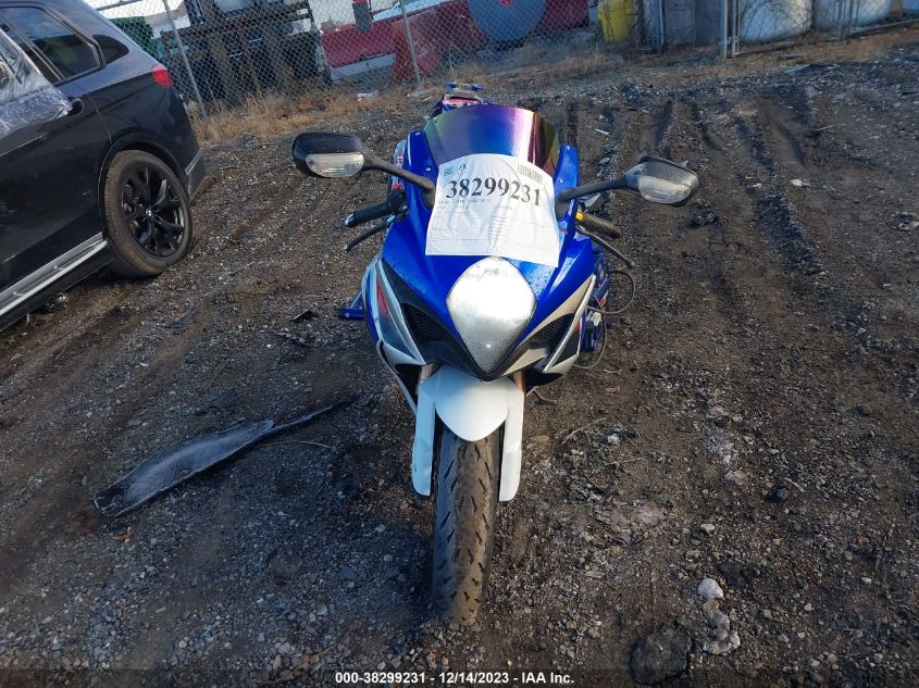 2008 SUZUKI GSX-R1000 JS1GT77A982107913