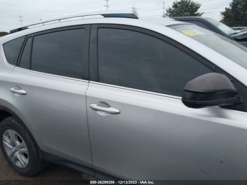 2014 TOYOTA RAV4 LE - JTMZFREV7E5018293