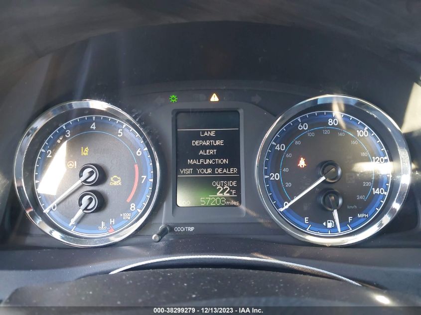 2018 TOYOTA COROLLA L/LE/XLE/SE/XSE - 2T1BURHE7JC060611