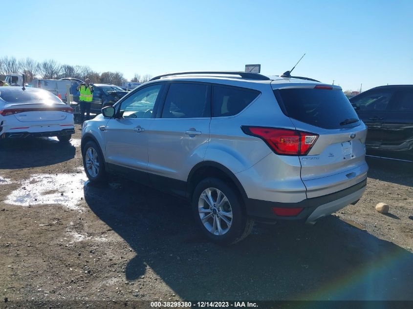 1FMCU0HD5KUA50148 2019 FORD ESCAPE, photo no. 3