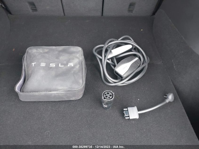 2022 TESLA MODEL Y LONG RANGE DUAL MOTOR ALL-WHEEL DRIVE - 7SAYGDEE7NF354507