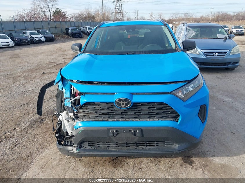 VIN 2T3H1RFV3LW057820 2020 TOYOTA RAV4 LE