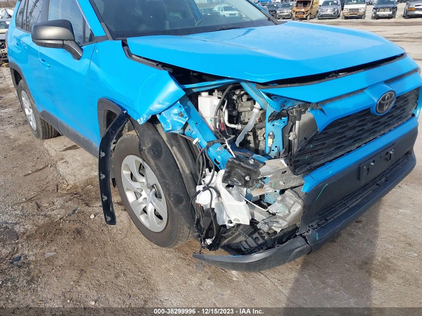 VIN 2T3H1RFV3LW057820 2020 TOYOTA RAV4 LE