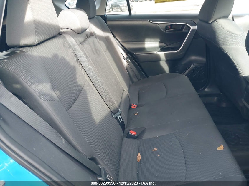 VIN 2T3H1RFV3LW057820 2020 TOYOTA RAV4 LE