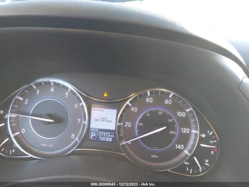 2014 INFINITI QX80 - JN8AZ2NC0E9351216