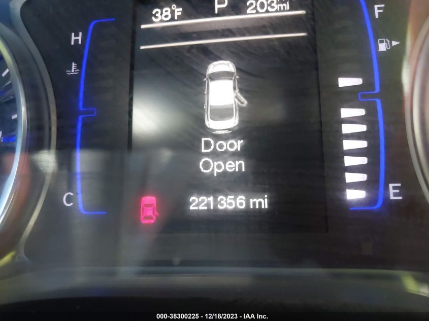 2015 CHRYSLER 200 LIMITED - 1C3CCCAB4FN706460