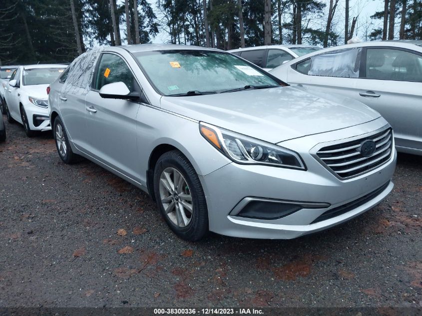 2017 HYUNDAI SONATA SE - 5NPE24AF4HH452820