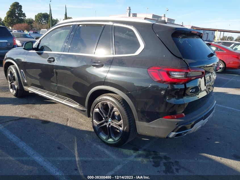 5UXCR6C54KLL26669 2019 BMW X5, photo no. 3