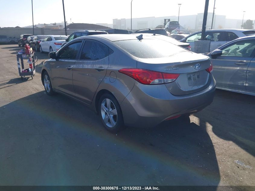 2013 HYUNDAI ELANTRA GLS/LIMITED - 5NPDH4AE8DH377387