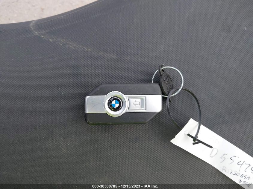2021 BMW R 1250 GS ADVENTURE WB10M130XM6D55475