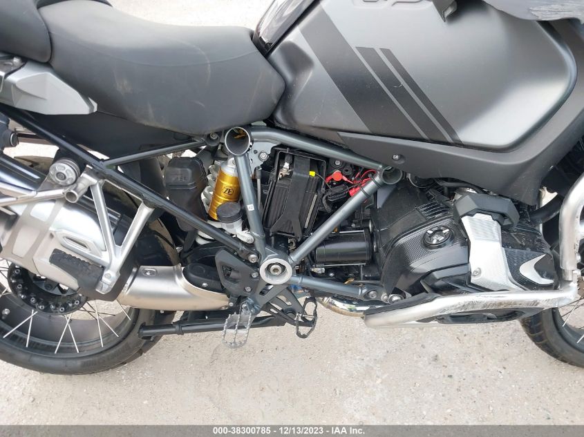 2021 BMW R 1250 GS ADVENTURE WB10M130XM6D55475
