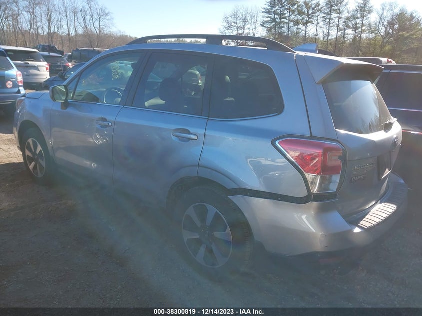 VIN JF2SJAJC0JH410953 2018 SUBARU FORESTER 2.5I LIMITED