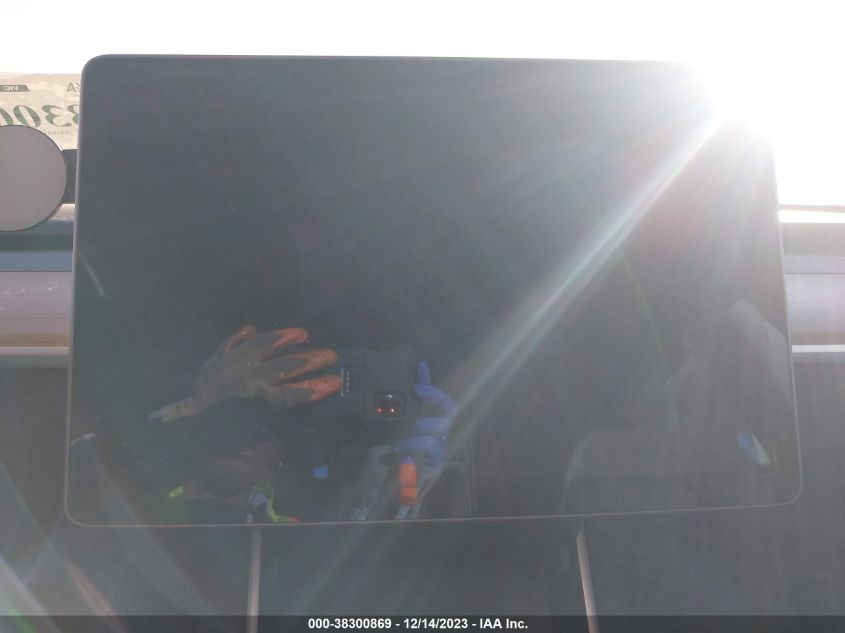 2019 TESLA MODEL 3 LONG RANGE/PERFORMANCE - 5YJ3E1EB2KF389579