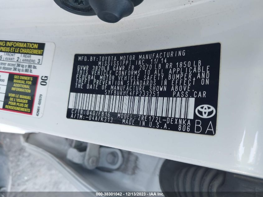 2015 TOYOTA COROLLA LE - 5YFBURHE4FP233251