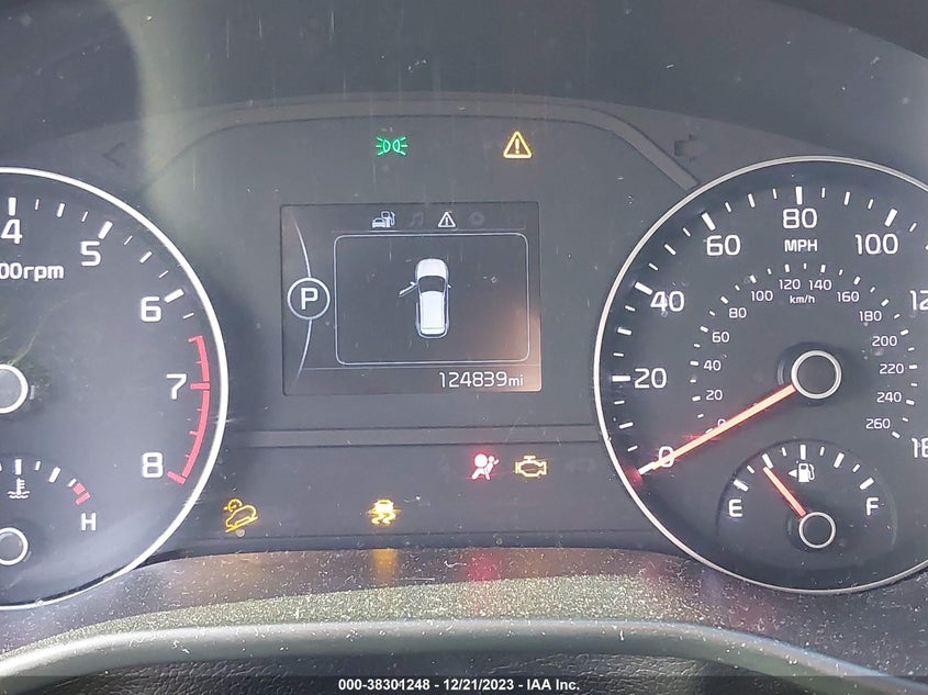 VIN KNDPM3AC7K7553039 2019 KIA SPORTAGE LX