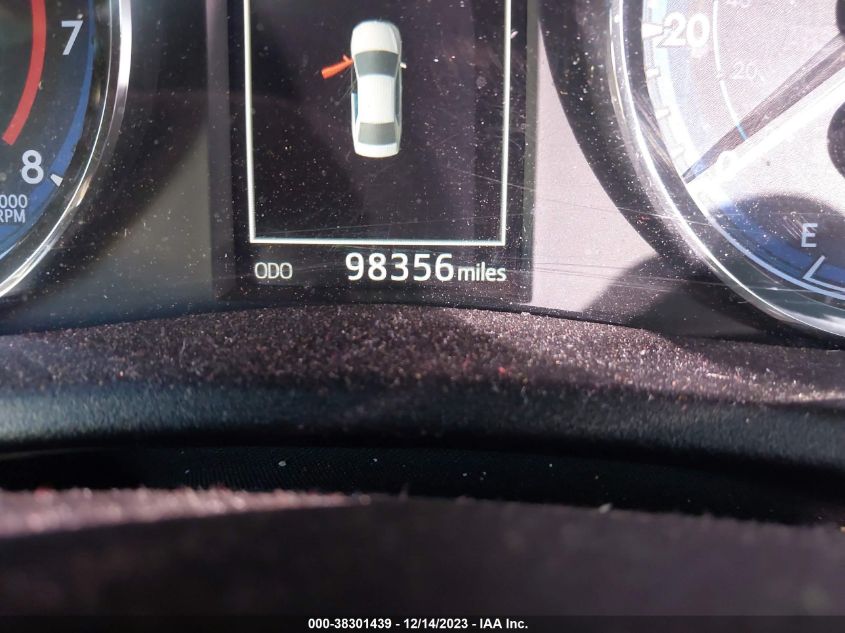 2019 TOYOTA COROLLA SE - 2T1BURHE8KC137830