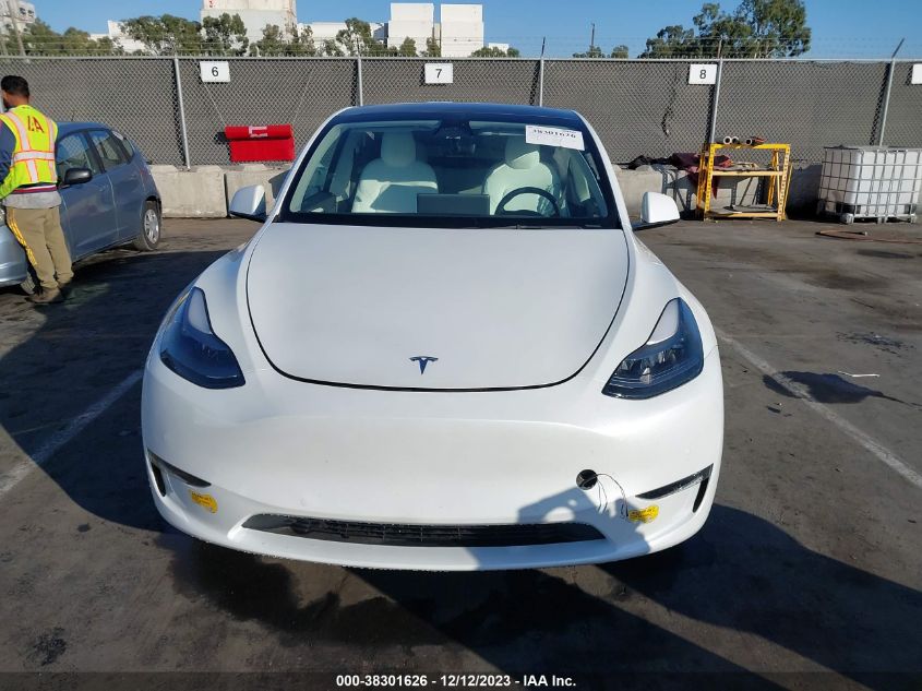 2022 TESLA MODEL Y LONG RANGE DUAL MOTOR ALL-WHEEL DRIVE - 7SAYGAEE9NF544131