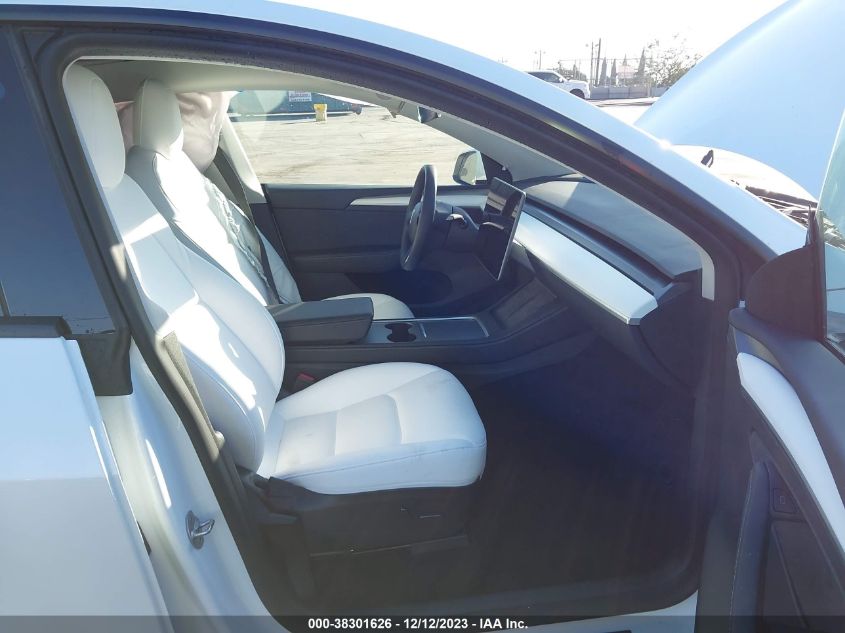 2022 TESLA MODEL Y LONG RANGE DUAL MOTOR ALL-WHEEL DRIVE - 7SAYGAEE9NF544131
