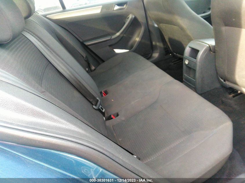 2015 VOLKSWAGEN JETTA 1.8T SE - 3VWD17AJ6FM234662