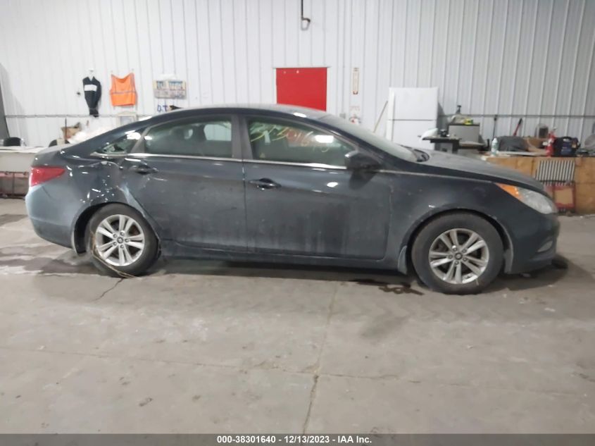 2013 HYUNDAI SONATA GLS - 5NPEB4AC7DH557416