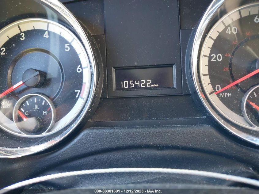 2013 DODGE GRAND CARAVAN SXT - 2C4RDGCG7DR704382