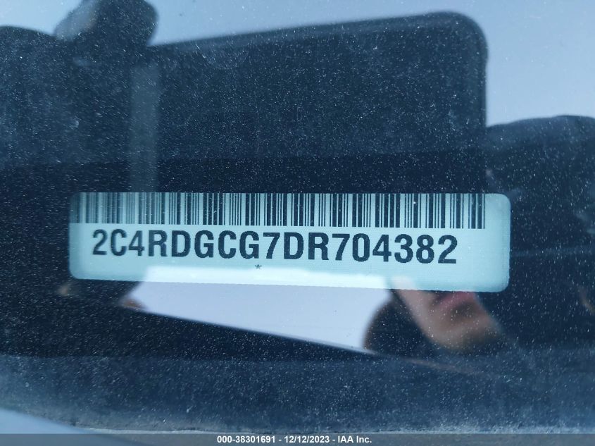 2013 DODGE GRAND CARAVAN SXT - 2C4RDGCG7DR704382