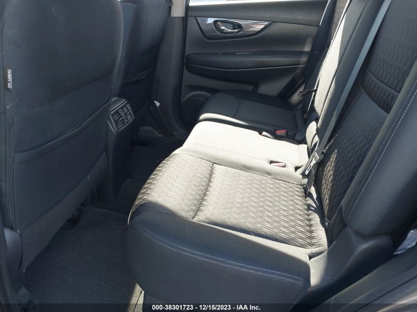 2018 NISSAN ROGUE SV - KNMAT2MT5JP618659