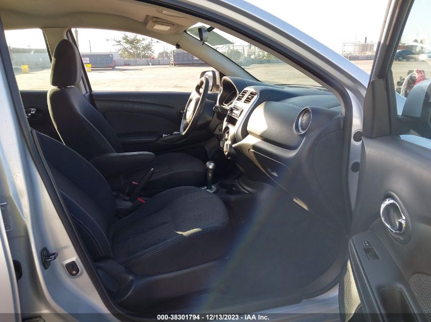 2014 NISSAN VERSA 1.6 SV - 3N1CN7AP8EL823095