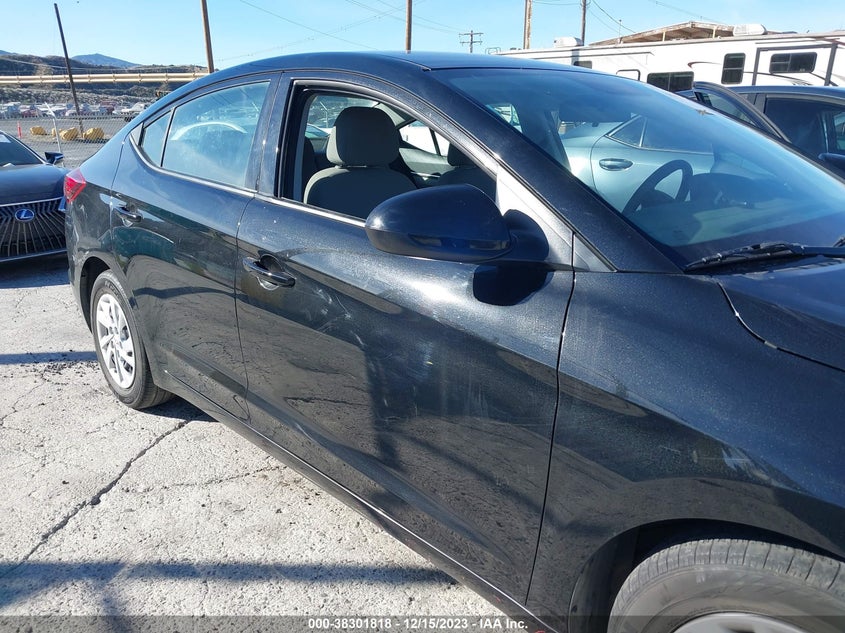VIN 5NPD74LF0KH466411 2019 HYUNDAI ELANTRA SE