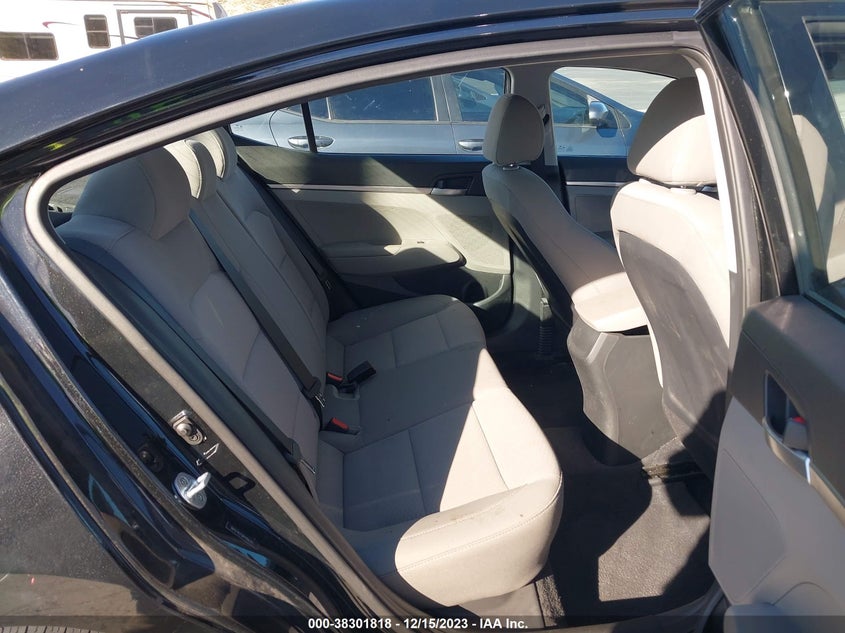 VIN 5NPD74LF0KH466411 2019 HYUNDAI ELANTRA SE