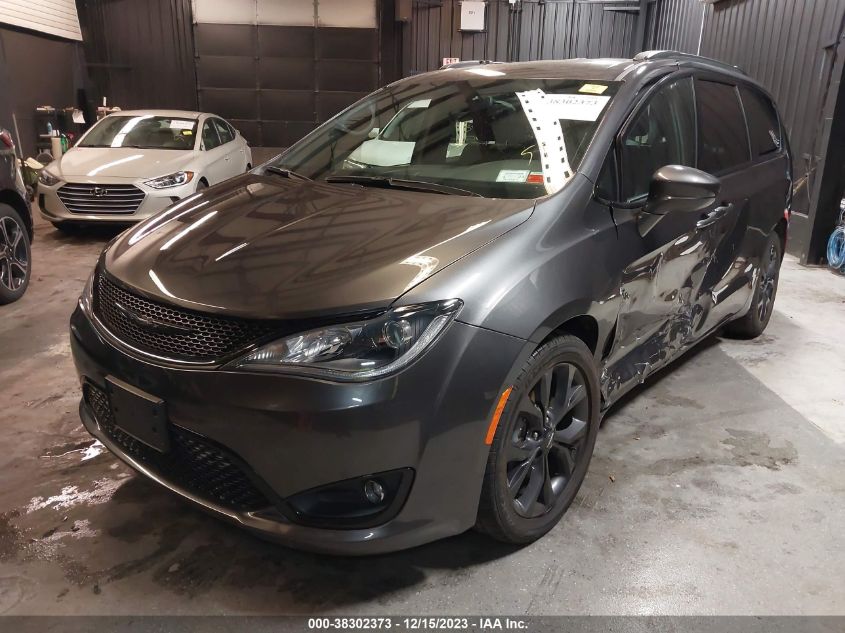 2020 CHRYSLER PACIFICA TOURING L - 2C4RC1BG8LR116958