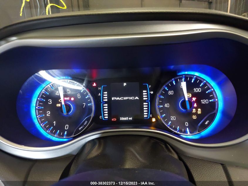 2020 CHRYSLER PACIFICA TOURING L - 2C4RC1BG8LR116958