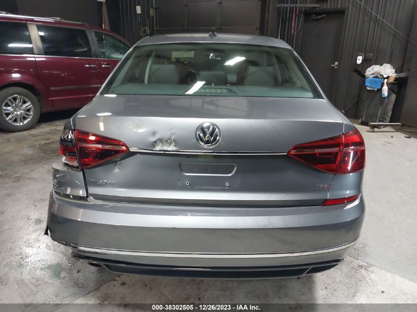 2017 VOLKSWAGEN PASSAT 1.8T R-LINE - 1VWDT7A30HC044775