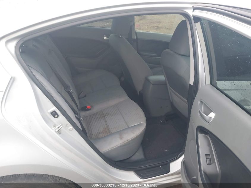 2018 KIA FORTE LX - 3KPFL4A77JE212570