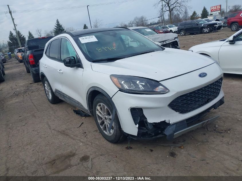 2021 FORD ESCAPE SE - 1FMCU0G61MUA48774