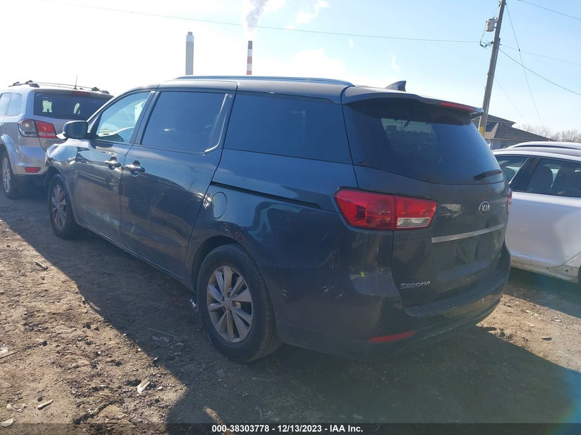 VIN KNDMB5C15H6336815 2017 KIA SEDONA LX