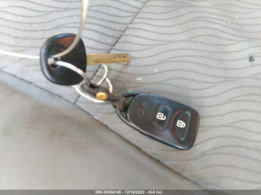 2014 HYUNDAI ACCENT GLS/SE - KMHCU4AE4EU676580